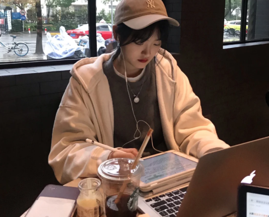 从“薅羊毛”到“节俭消费”，大学生群体的消费观变理性了？