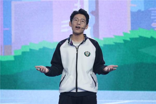 张锡峰高考成绩揭晓，分数和“土猪”人设相符，考成这样不容易