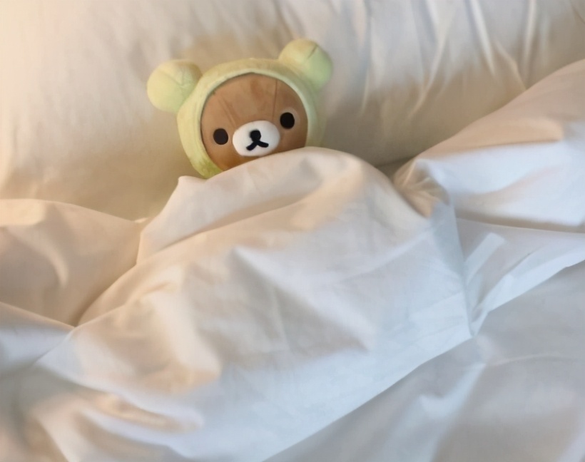 形容一个人很无聊的句子说说心情 待着很无聊的句子发朋友圈