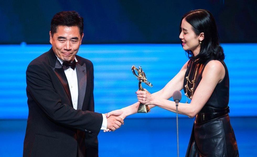 曾打败甄嬛爆冷夺得视后，现两剧霸屏口碑爆棚，这个女演员够劲