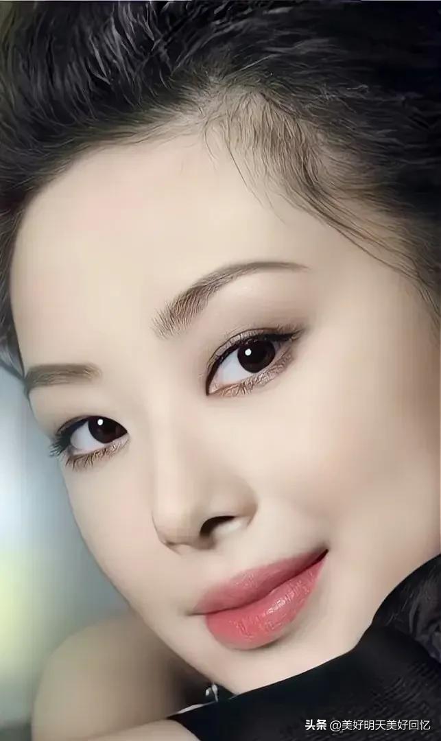 美女潘晓婷