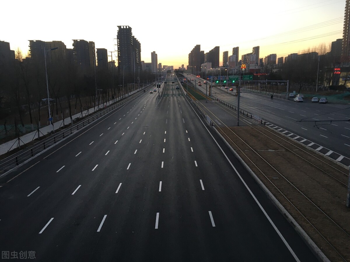 东大教授：城市污染是因为自行车太多！为何撇清汽车？真有道理吗