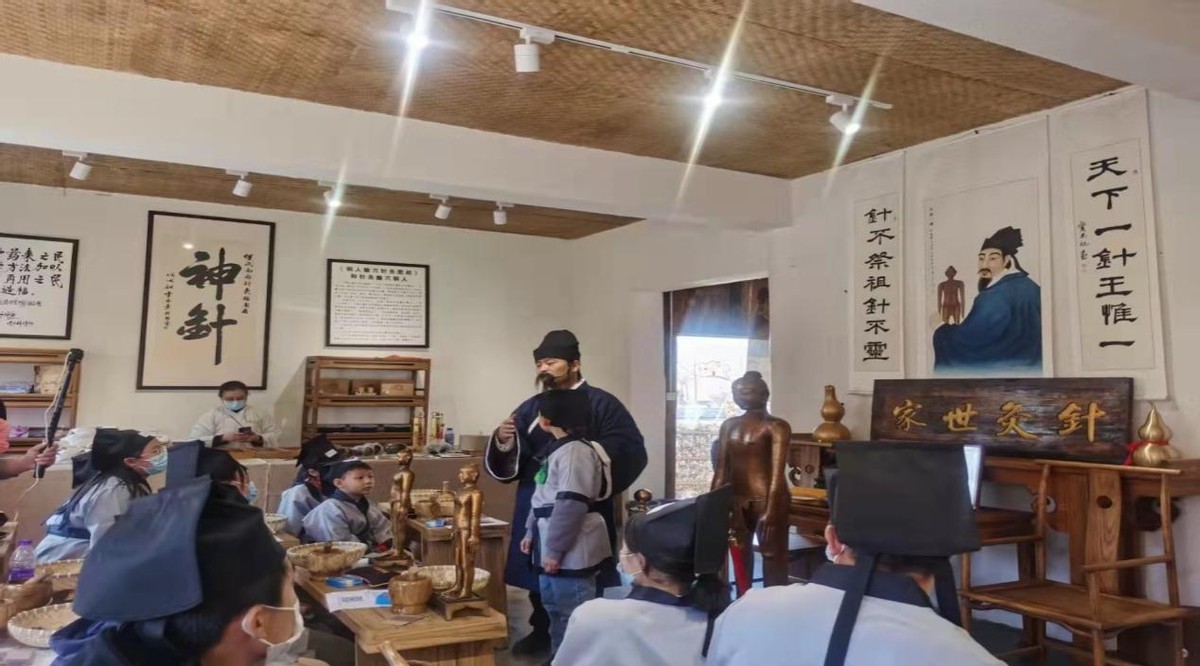 我和中医药的故事——我与针灸铜人的不解情缘