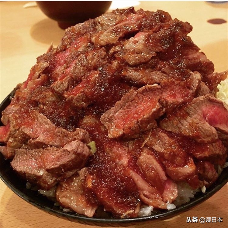 日本的和牛肉，凭什么能成为“一片肉就近千元”的天价牛肉？