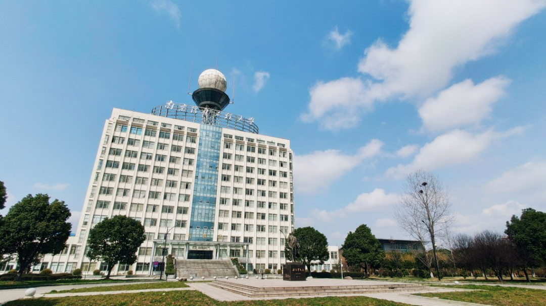 报考南京信息工程大学十大理由之七：最无忧，精准资助助成才