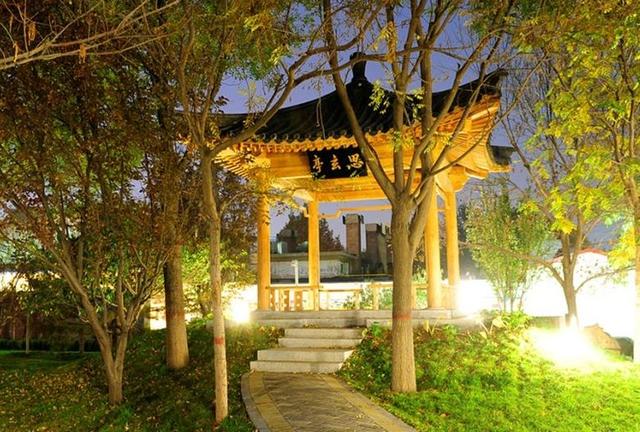 两所特殊高校，450—520分左右可录取，就业率很高，值得报考！