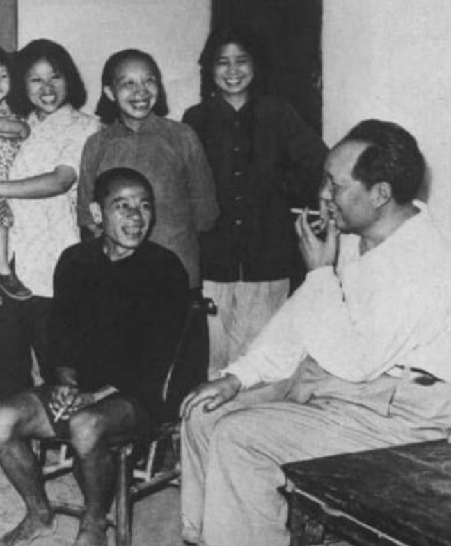 穷会计突然变富裕，被怀疑是贪污犯，他无奈承认：我是毛主席堂弟