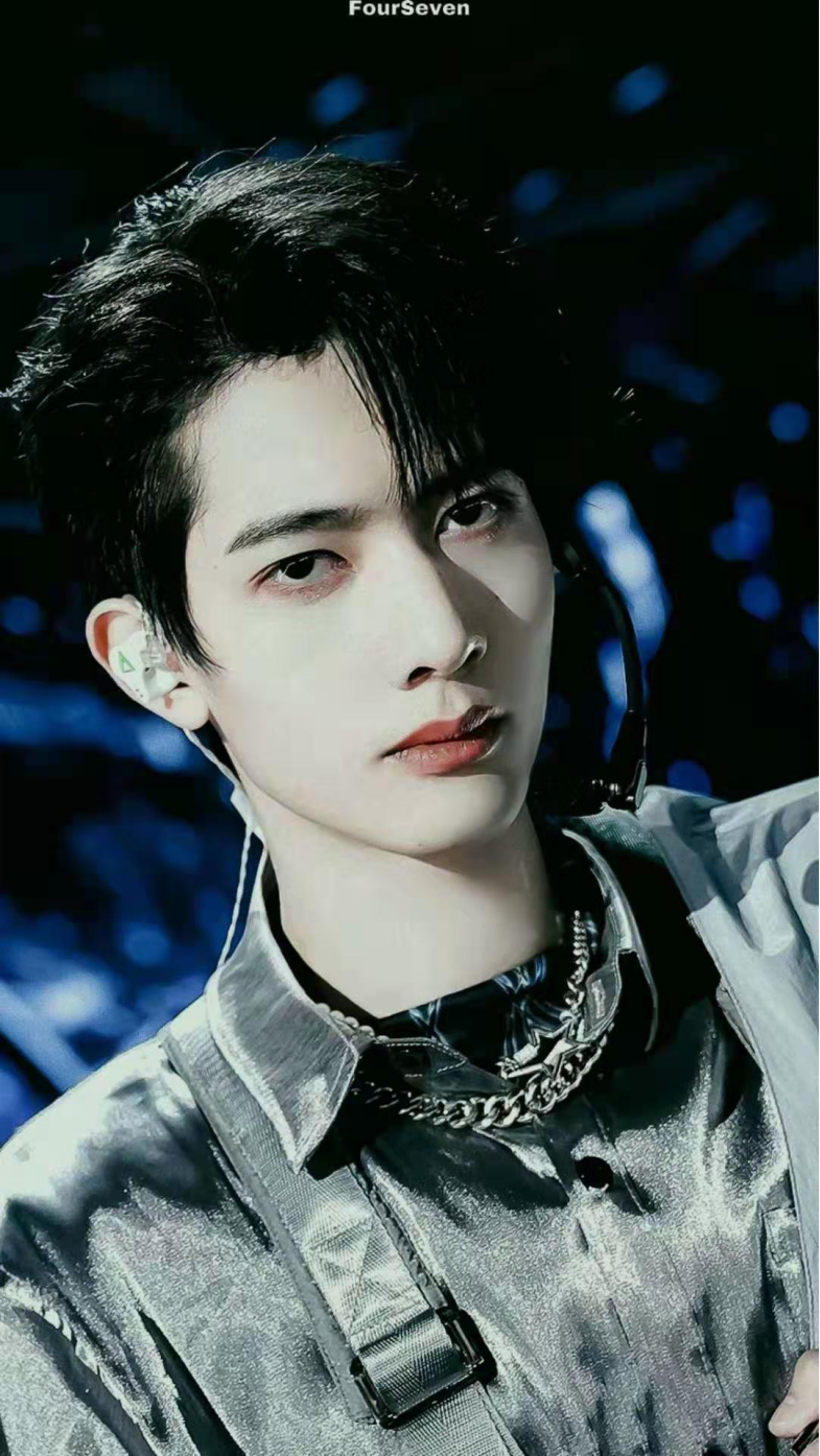 世界名人名言关于男性女性化 _晶羽文学网