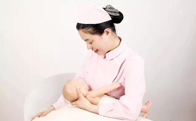 十个新妈妈有九个腰痛，3点做到预防与缓解