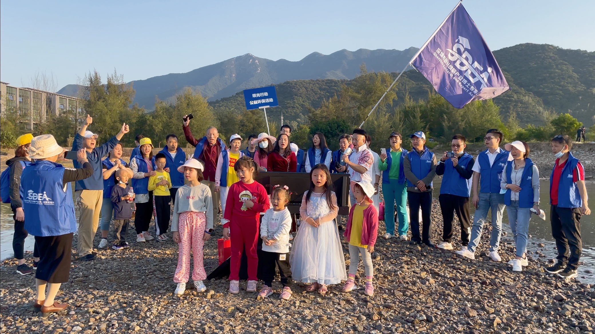 2021年第四季度“坝光净滩行动”顺利举行