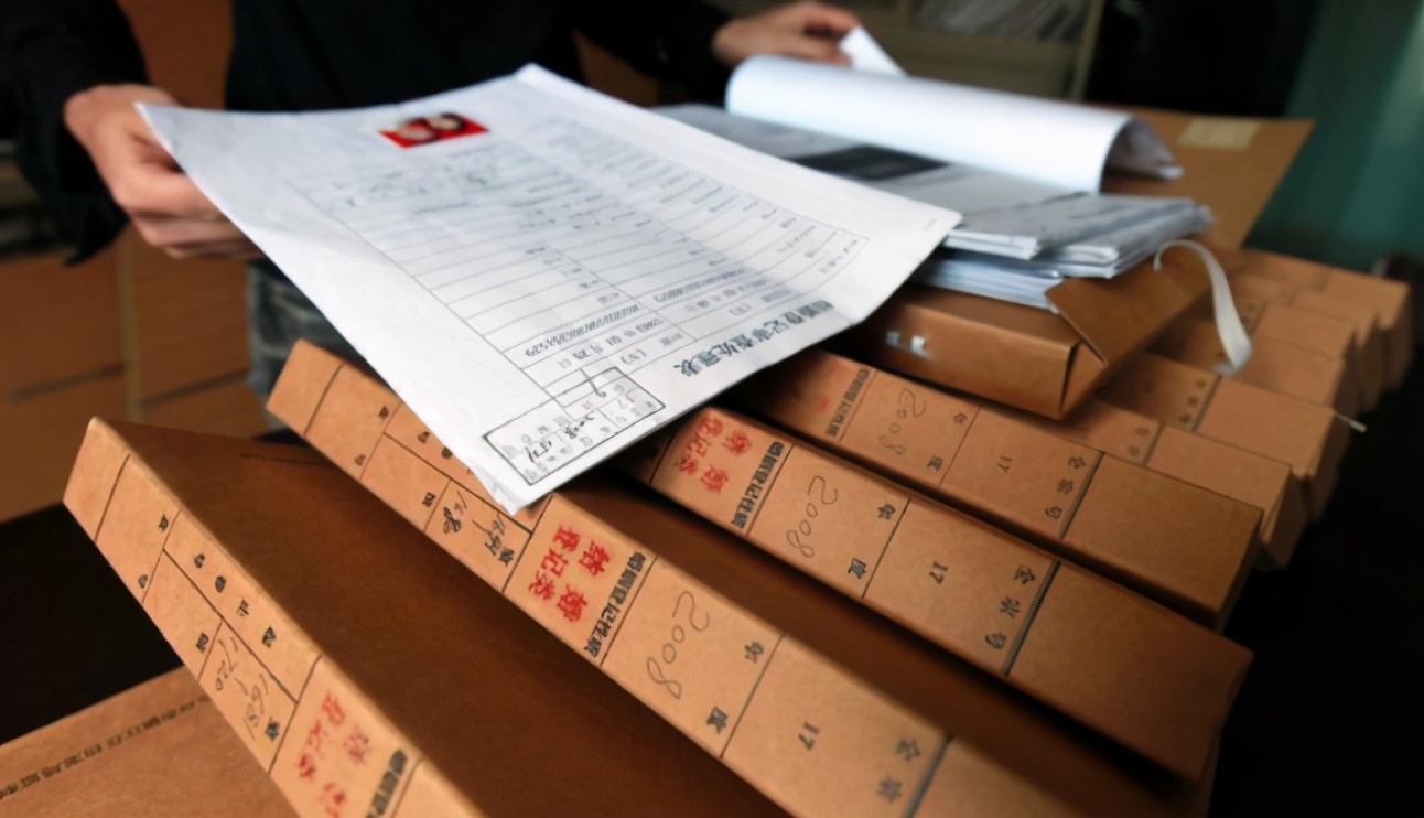 大学生毕业后，学生档案转到哪里更可靠，学生要提前了解