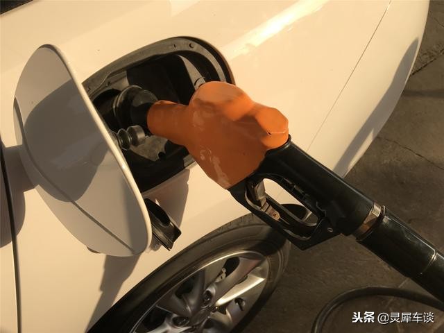 1公里不到4毛钱！买家用车，就要这实惠的！灵犀再试别克全新凯越