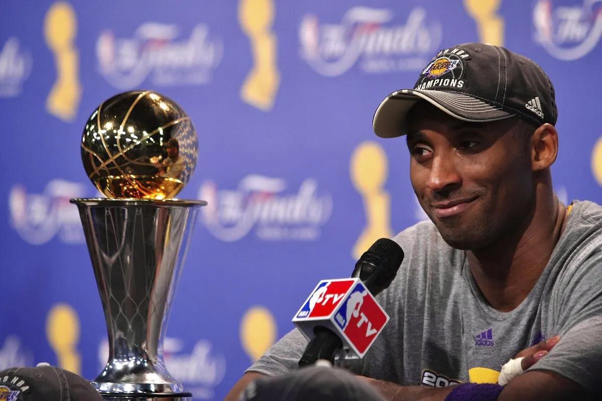 nba的顶级荣誉有哪些(美媒列出了科比每个赛季的职业荣誉和奖项,告诉