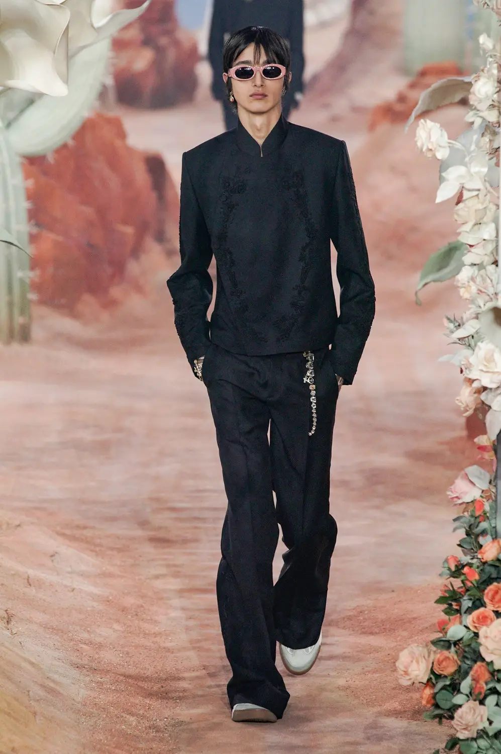LV、Hermès等8大奢牌┃ 2022春夏巴黎&米兰男装周大赏美行加人382