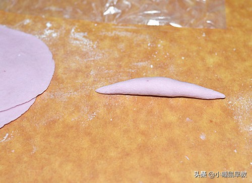 紫薯玫瑰花馒头（手把手教你做出宝宝都爱吃的玫瑰花馒头）