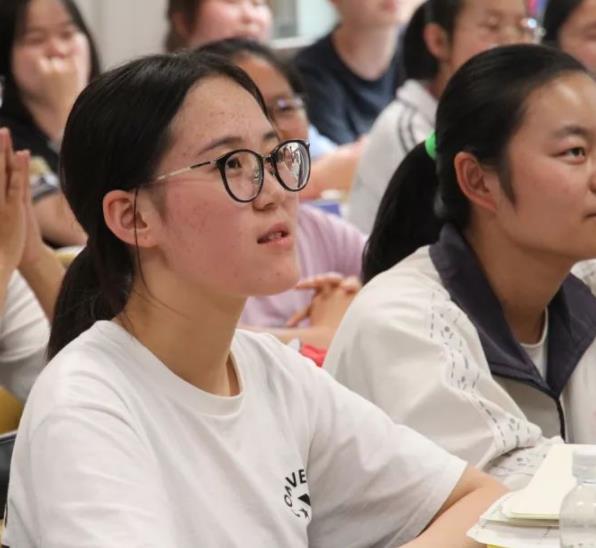 今年高考出现滑铁卢，山东4.8万考生无缘本科，滑档原因有些心酸