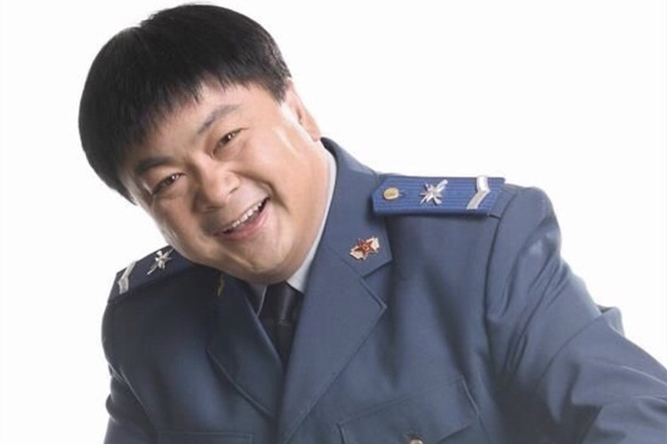 洪剑涛才是初代军艺校草？深入人心的钱掌柜，差点出演“贾宝玉”