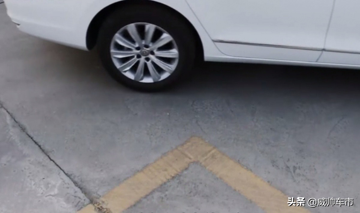 科二曲线行驶与直角转弯详解，按这个来准没错