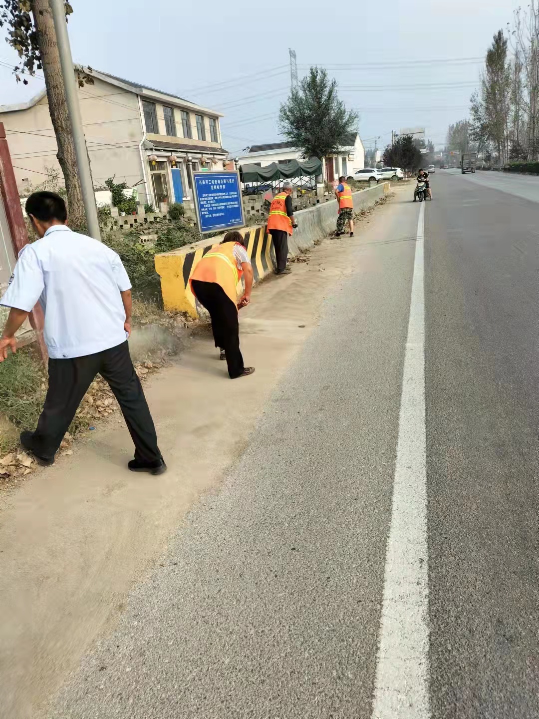 乡村道路整治 助力乡村振兴