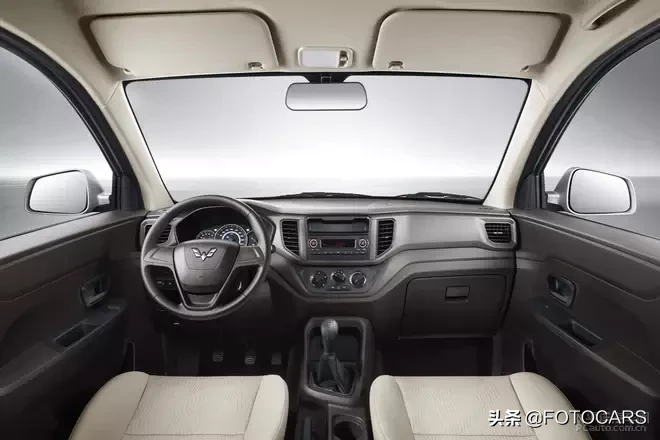 五菱宏光自动挡多少钱五菱宏光3款车型正式上市