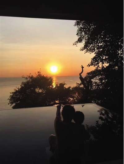 泰国杀妻骗保案凶手被判无期，受害者母亲：外孙女由两家带，除了接送孩子不再来往