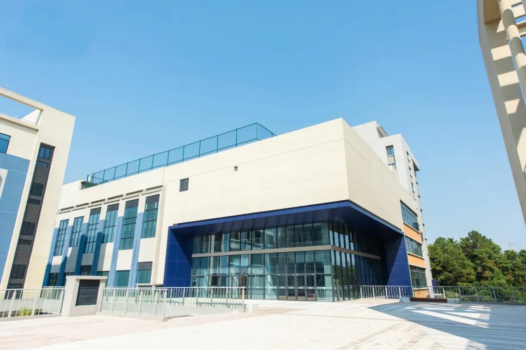 探校报告 | 名头大、性价比高，这家国际学校值得推荐