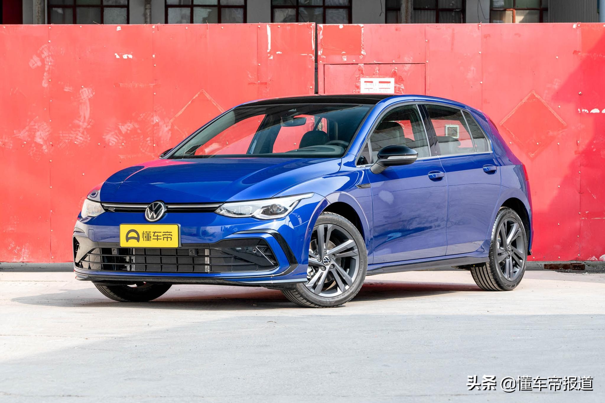 新车｜对标高尔夫，搭载1.5T发动机！新款福特福克斯三厢版谍照