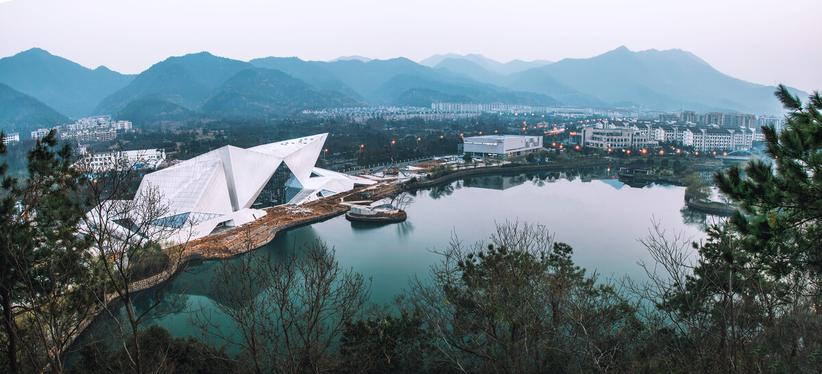 热门本科公立大学，浙江科技学院美术艺考生多少分能被录取？