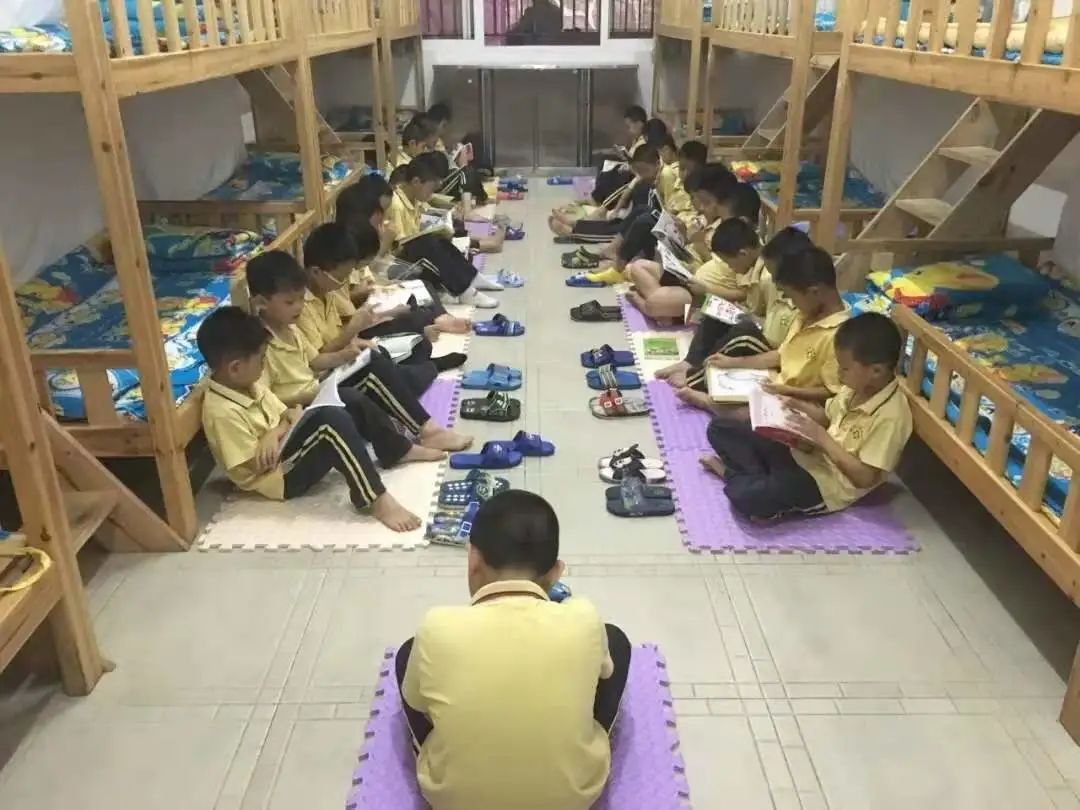 一年级就要住宿？民办小学宿舍大pk，带你深入各小学宿舍现场