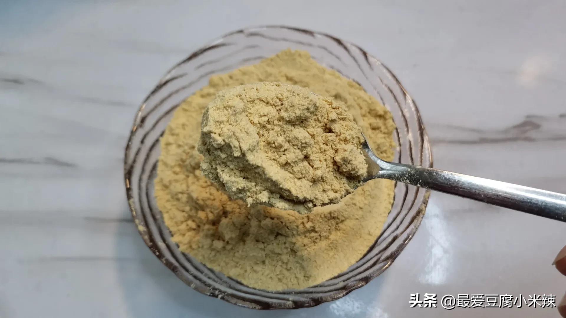 这才是黄豆粉最简单的做法，春天长高季，多吃补充营养身体棒