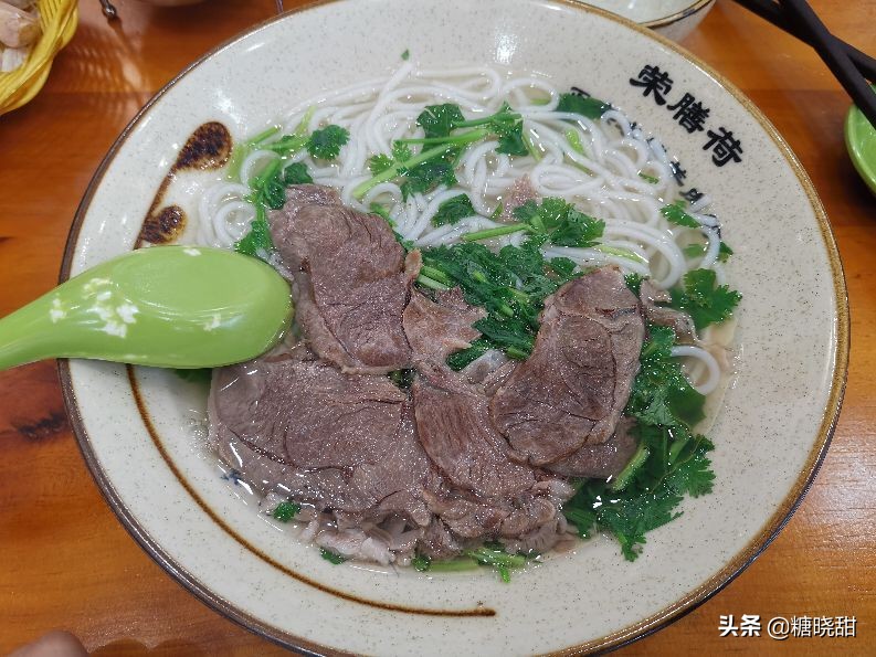 水城羊肉粉（贵州特色美食水城羊肉粉探店）