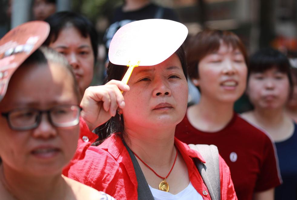 高考生迎来好消息，“高考小年”或成定局，压线生报考有优势