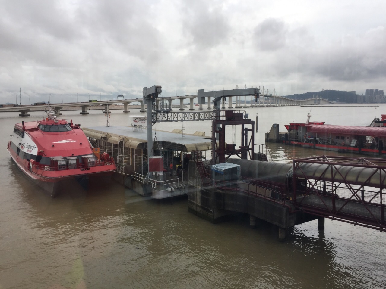 澳门外港客运码头(联)客船携春归,破浪乘风诸多顺意银翼排空去,迎来