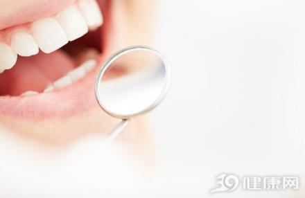 口腔溃疡总不好？嘴巴都烂了！几种药可以治好，实用还不贵