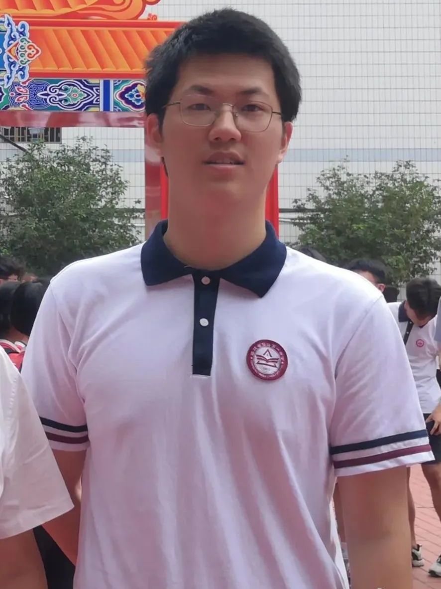 使用老人机、十点半就睡…莆田文理科状元是这样炼成