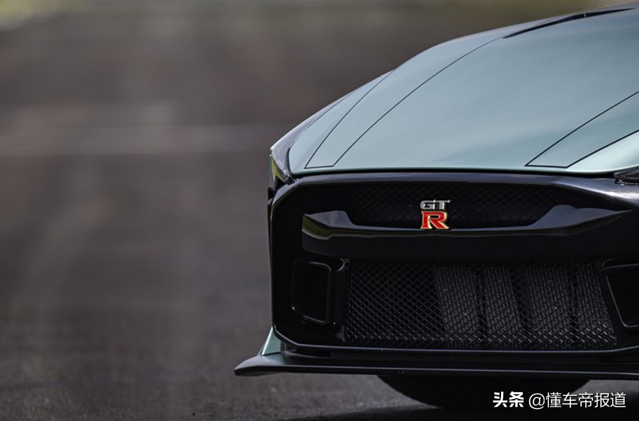 gtr是什么车多少钱(新车｜售价高达770万元，战神GT-R 50量产原型车出炉，交付在即)