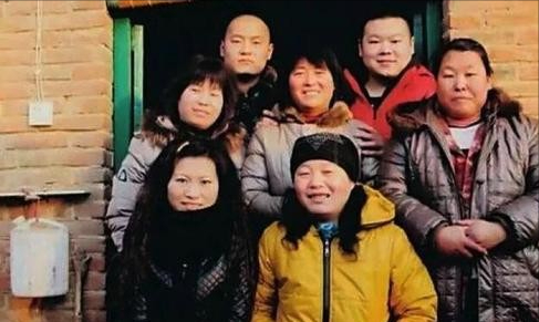 岳云鹏：成功之后，给5个姐姐都买了房，亲弟弟则继续在老家种地