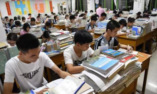 数学高考分数仅37分，班主任仔细阅卷后，直言有机会上985