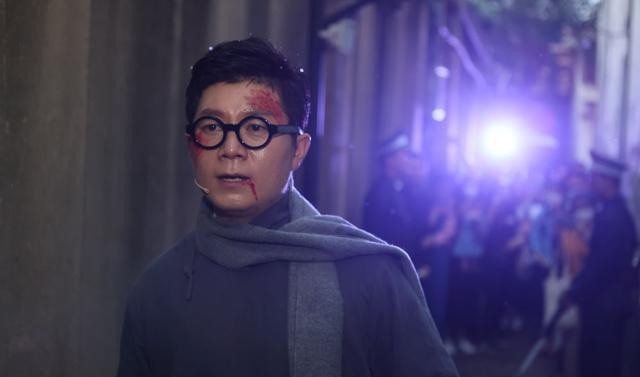 党中央高层被捕，女特工贺治华却称有内奸，陈赓：内奸就是她