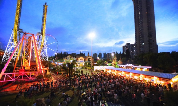 锦江乐园夜市世界杯(夏日夜上海，迷人夜生活 “上海夜市”更新换代回来了！)