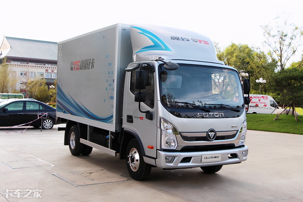 143马力带6挡箱,全车各种铝合金,实拍福田奥铃cts轻卡