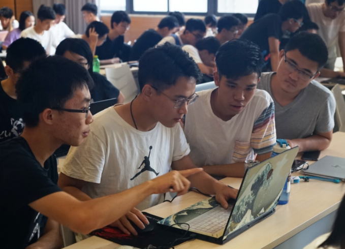 大一新生上学以后，这些事最好抓紧时间去做，争取赢在起跑线上