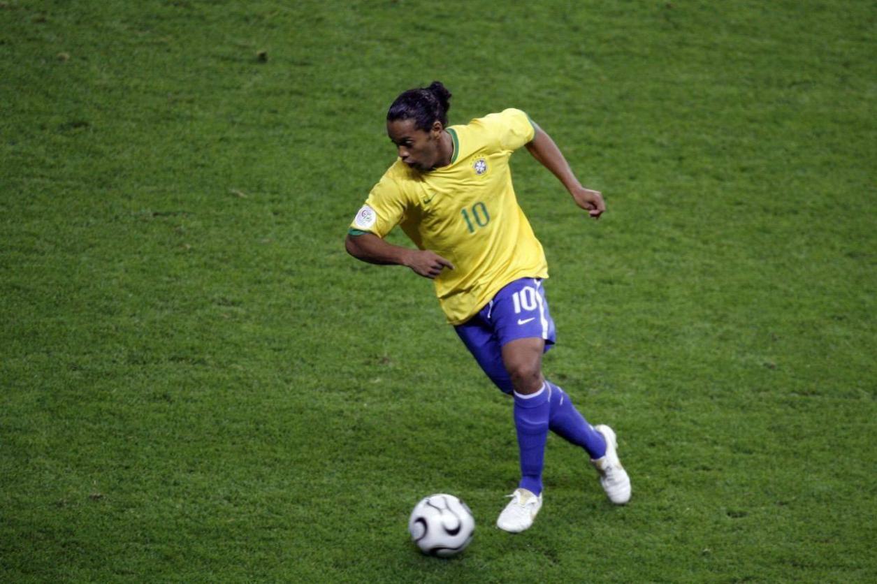 2002年世界杯10号球员(盘点巴西队十大10号:贝利领衔,内马尔,小罗
