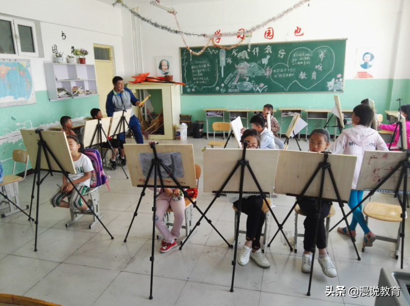 学生兴趣班“鄙视链”，钢琴归于普通，榜首是“贵族课程”？