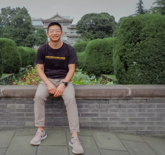 优秀！四川这6位大学生：游泳好，刷新国赛历史，成绩高，大奖拿到手软！