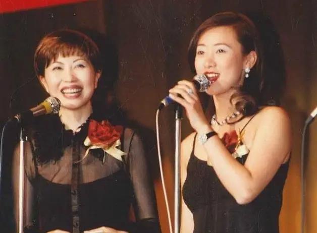翁虹的风月情史，从性感女神变为贤妻良母，靠美色征服了5个男人