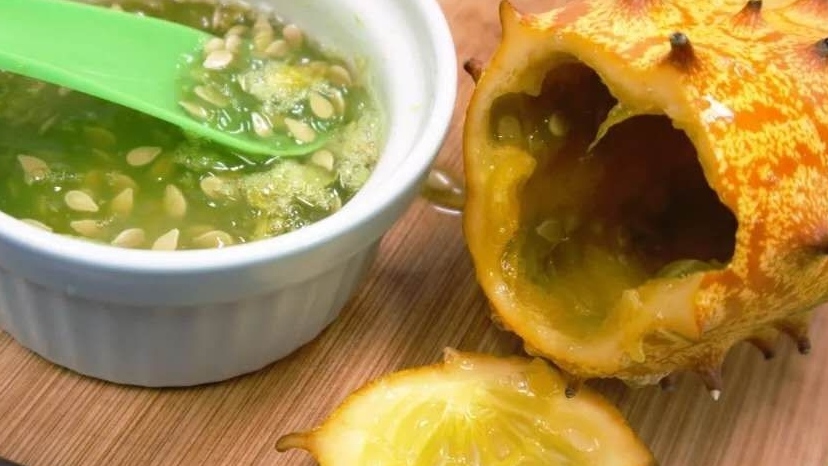 《复联4》中灭霸最爱吃的火参果，却遭女朋友吐槽，太难吃