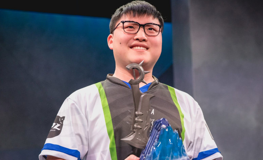 Bang第一,Uzi第二!韩网票选历代ADC选手Top20