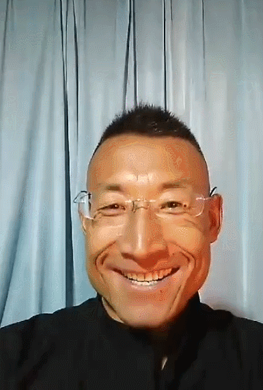 奥利给:我是世间的尘埃,却是自己的英雄