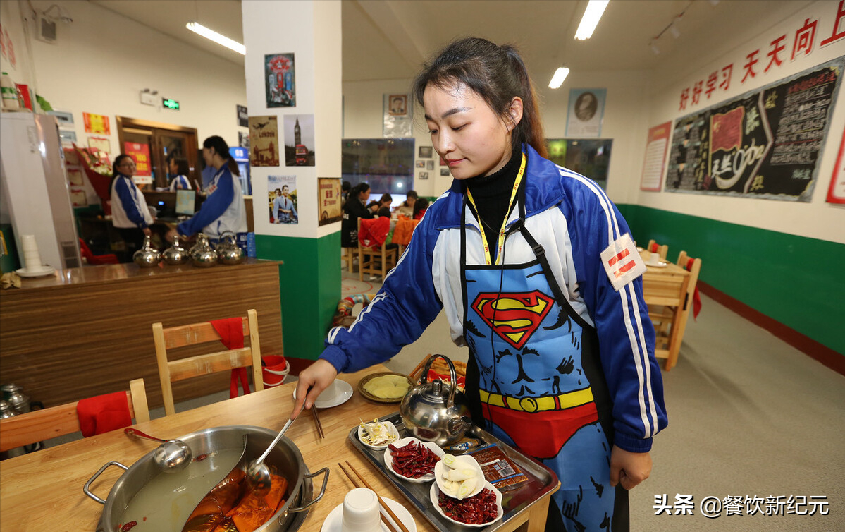 餐饮招聘启事（为何餐饮业招工难）